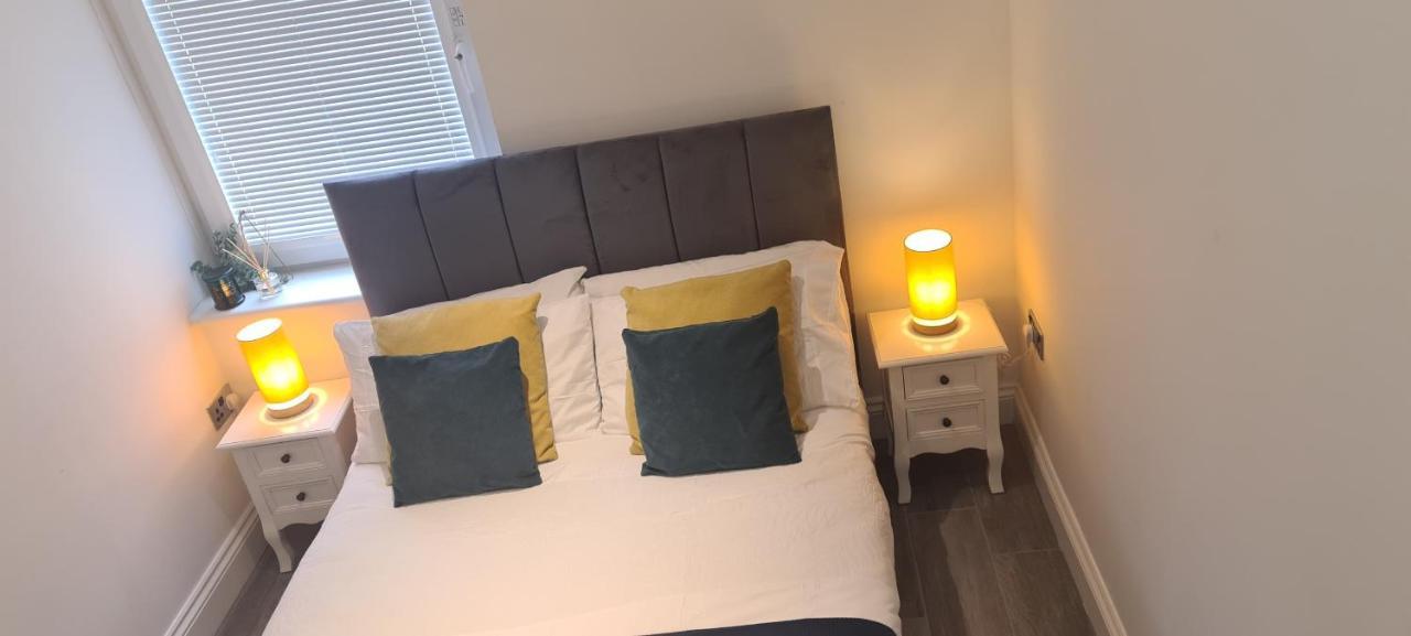 Luxury Hollywood Getaway In The Heart Of The City Brighton Luaran gambar