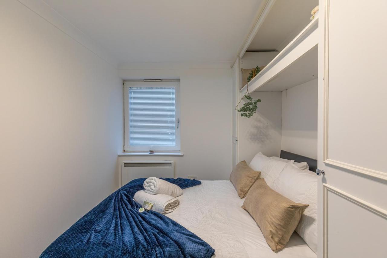 Luxury Hollywood Getaway In The Heart Of The City Brighton Luaran gambar